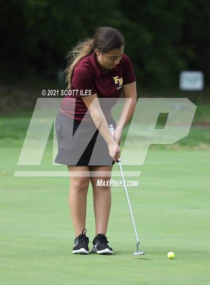 Thumbnail 2 in OHSAA D2 District (Pickaway C.C.) photogallery.