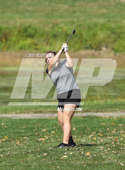 Thumbnail 2 in OHSAA D2 District (Pickaway C.C.) photogallery.