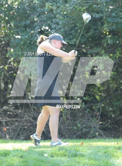 Thumbnail 3 in OHSAA D2 District (Pickaway C.C.) photogallery.