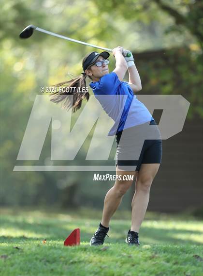 Thumbnail 1 in OHSAA D2 District (Pickaway C.C.) photogallery.