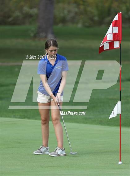 Thumbnail 3 in OHSAA D2 District (Pickaway C.C.) photogallery.