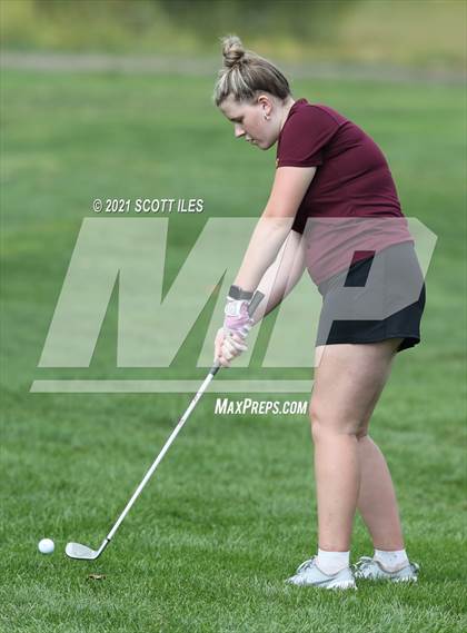 Thumbnail 2 in OHSAA D2 District (Pickaway C.C.) photogallery.