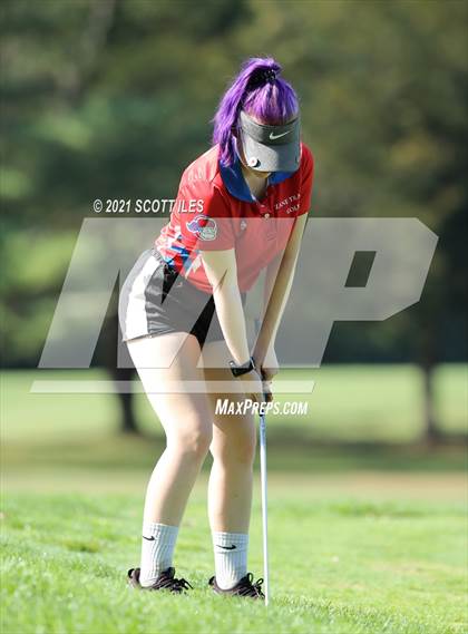 Thumbnail 2 in OHSAA D2 District (Pickaway C.C.) photogallery.
