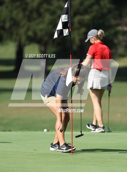 Thumbnail 1 in OHSAA D2 District (Pickaway C.C.) photogallery.
