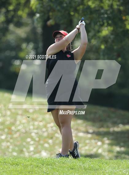 Thumbnail 1 in OHSAA D2 District (Pickaway C.C.) photogallery.