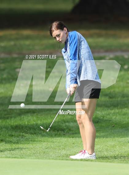 Thumbnail 1 in OHSAA D2 District (Pickaway C.C.) photogallery.