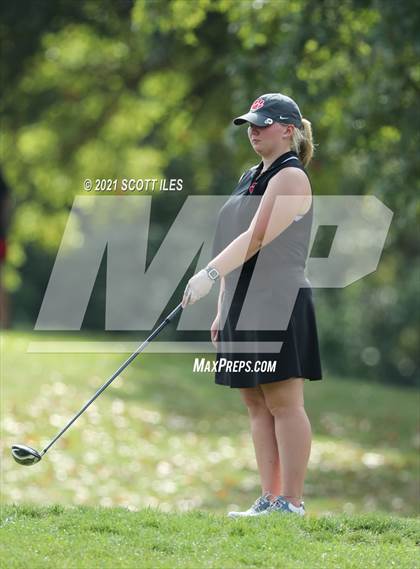 Thumbnail 3 in OHSAA D2 District (Pickaway C.C.) photogallery.