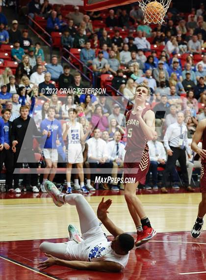 Thumbnail 2 in Dixie vs. Cedar (UHSAA 4A Quarterfinal Playoff) photogallery.