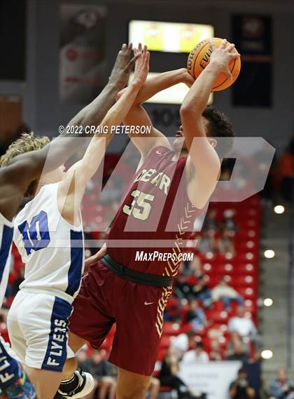 Thumbnail 2 in Dixie vs. Cedar (UHSAA 4A Quarterfinal Playoff) photogallery.