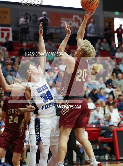 Thumbnail 1 in Dixie vs. Cedar (UHSAA 4A Quarterfinal Playoff) photogallery.