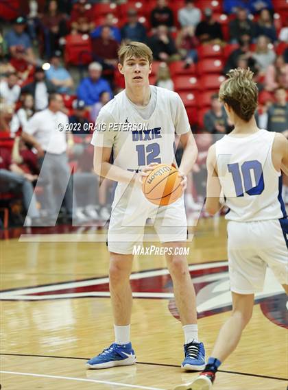 Thumbnail 1 in Dixie vs. Cedar (UHSAA 4A Quarterfinal Playoff) photogallery.