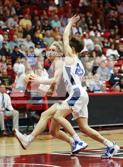 Thumbnail 3 in Dixie vs. Cedar (UHSAA 4A Quarterfinal Playoff) photogallery.