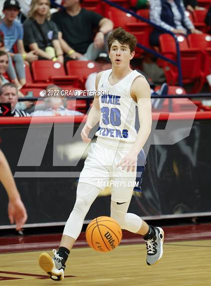 Thumbnail 2 in Dixie vs. Cedar (UHSAA 4A Quarterfinal Playoff) photogallery.