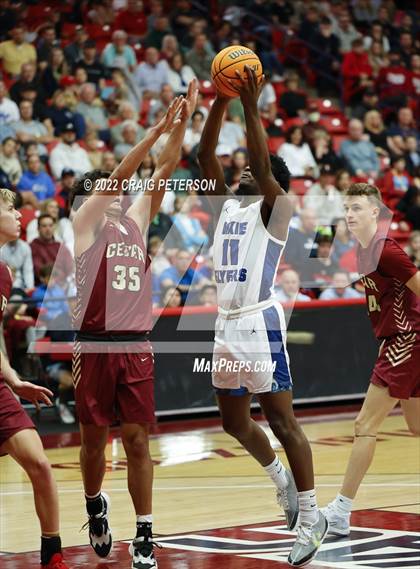 Thumbnail 1 in Dixie vs. Cedar (UHSAA 4A Quarterfinal Playoff) photogallery.