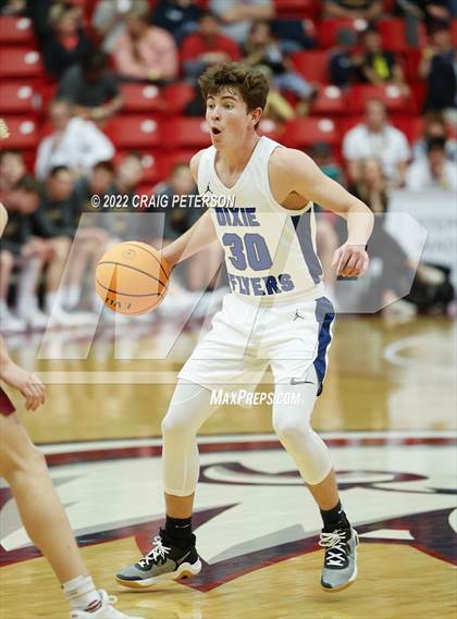Thumbnail 2 in Dixie vs. Cedar (UHSAA 4A Quarterfinal Playoff) photogallery.