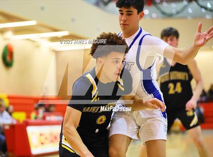 Thumbnail 3 in Port Washington vs. St. Anthony's photogallery.