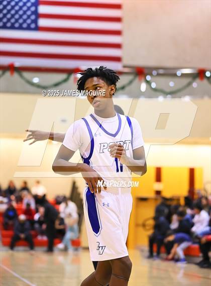 Thumbnail 2 in Port Washington vs. St. Anthony's photogallery.