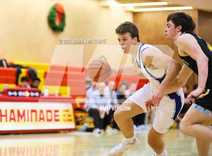Thumbnail 1 in Port Washington vs. St. Anthony's photogallery.