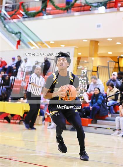 Thumbnail 1 in Port Washington vs. St. Anthony's photogallery.