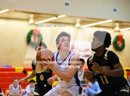 Thumbnail 3 in Port Washington vs. St. Anthony's photogallery.