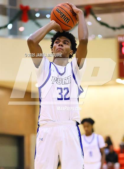 Thumbnail 2 in Port Washington vs. St. Anthony's photogallery.