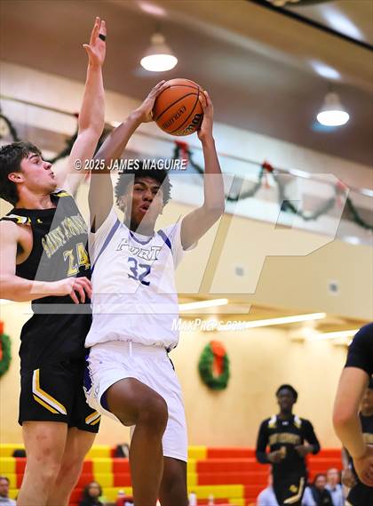 Thumbnail 2 in Port Washington vs. St. Anthony's photogallery.