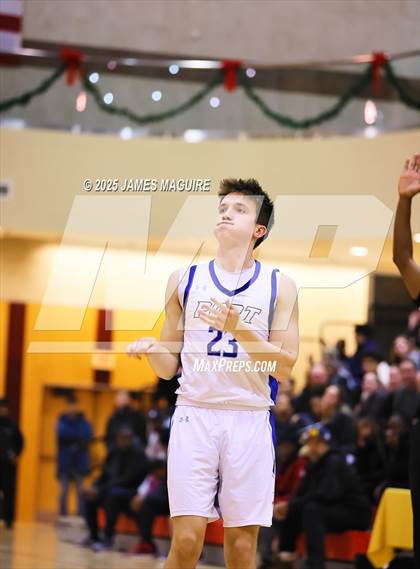 Thumbnail 2 in Port Washington vs. St. Anthony's photogallery.
