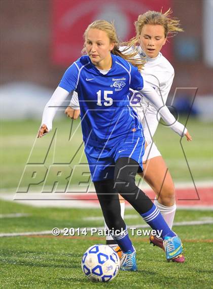 Thumbnail 2 in Port Jefferson vs. Bronxville (NYSPHSAA Class B Final) photogallery.