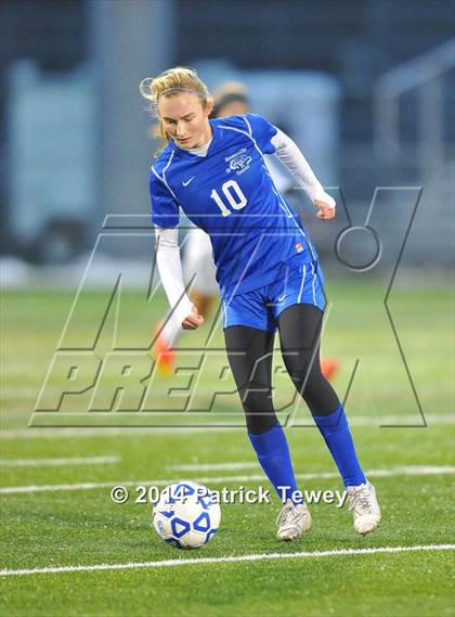 Thumbnail 3 in Port Jefferson vs. Bronxville (NYSPHSAA Class B Final) photogallery.