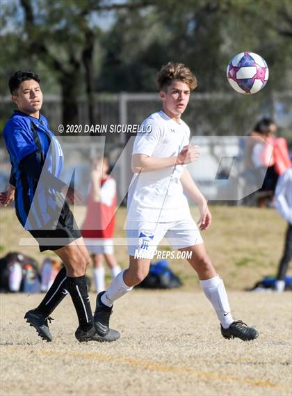 Thumbnail 1 in Fountain Hills vs Mesquite (Bohdie Larson Celebration Classic) photogallery.