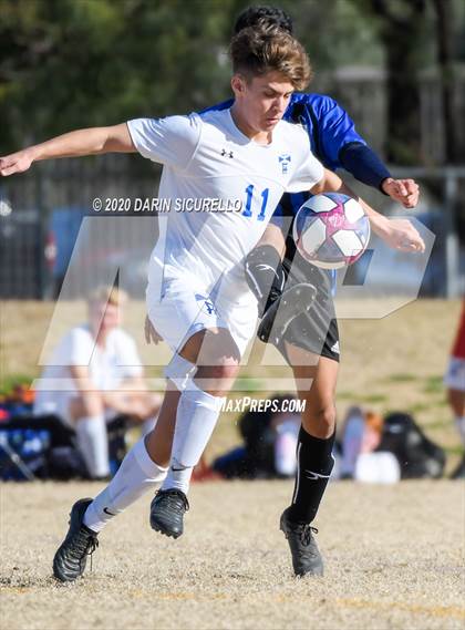 Thumbnail 2 in Fountain Hills vs Mesquite (Bohdie Larson Celebration Classic) photogallery.