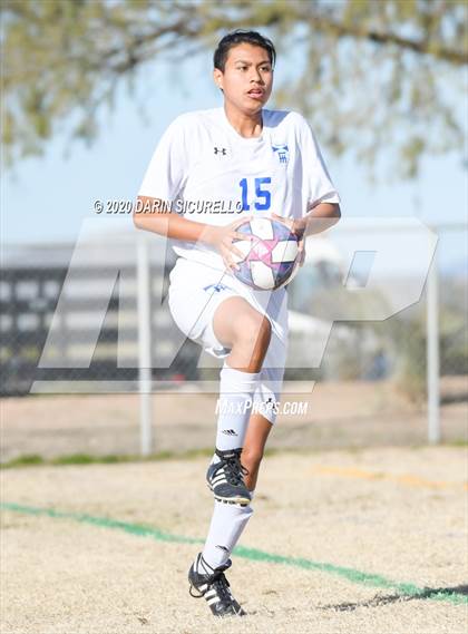 Thumbnail 3 in Fountain Hills vs Mesquite (Bohdie Larson Celebration Classic) photogallery.