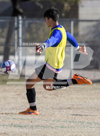 Thumbnail 1 in Fountain Hills vs Mesquite (Bohdie Larson Celebration Classic) photogallery.