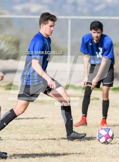 Thumbnail 2 in Fountain Hills vs Mesquite (Bohdie Larson Celebration Classic) photogallery.