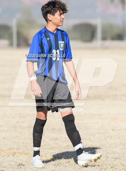 Thumbnail 3 in Fountain Hills vs Mesquite (Bohdie Larson Celebration Classic) photogallery.