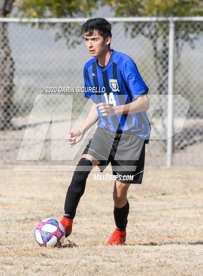 Thumbnail 1 in Fountain Hills vs Mesquite (Bohdie Larson Celebration Classic) photogallery.