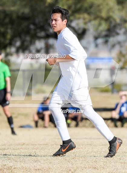 Thumbnail 2 in Fountain Hills vs Mesquite (Bohdie Larson Celebration Classic) photogallery.