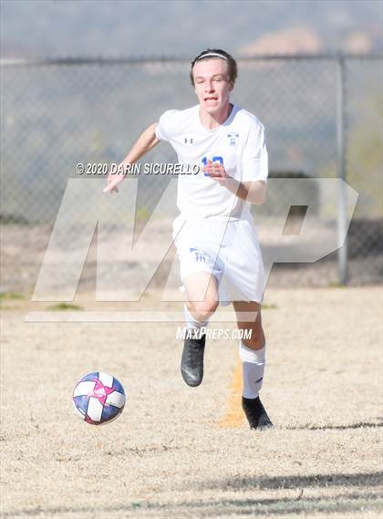 Thumbnail 3 in Fountain Hills vs Mesquite (Bohdie Larson Celebration Classic) photogallery.