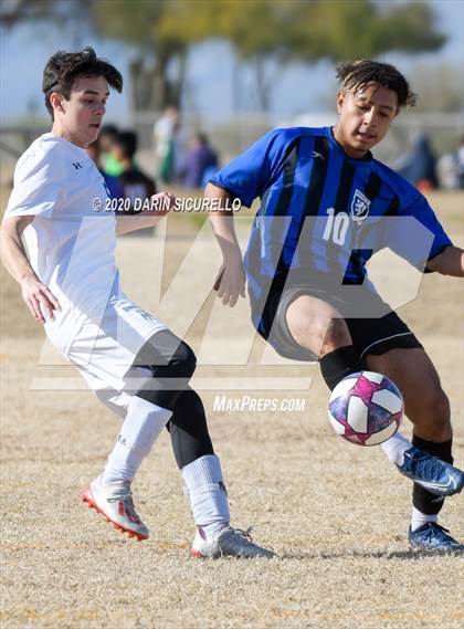 Thumbnail 3 in Fountain Hills vs Mesquite (Bohdie Larson Celebration Classic) photogallery.