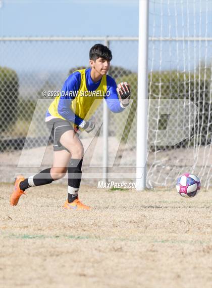 Thumbnail 3 in Fountain Hills vs Mesquite (Bohdie Larson Celebration Classic) photogallery.