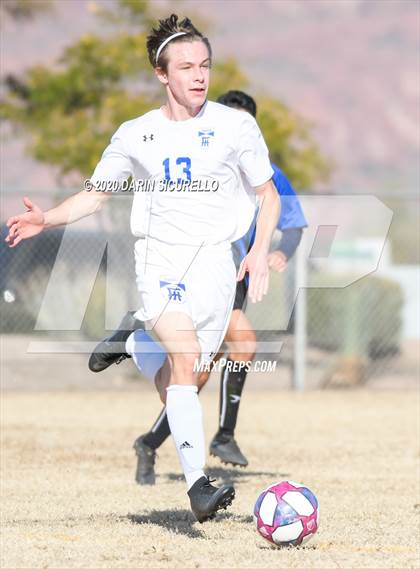 Thumbnail 3 in Fountain Hills vs Mesquite (Bohdie Larson Celebration Classic) photogallery.