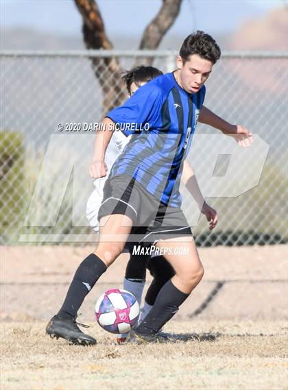 Thumbnail 1 in Fountain Hills vs Mesquite (Bohdie Larson Celebration Classic) photogallery.