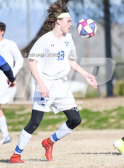 Thumbnail 3 in Fountain Hills vs Mesquite (Bohdie Larson Celebration Classic) photogallery.