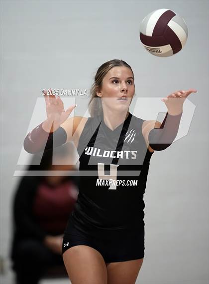 Thumbnail 3 in James Wood @ Warren County photogallery.