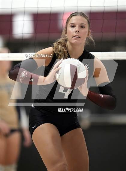 Thumbnail 1 in James Wood @ Warren County photogallery.