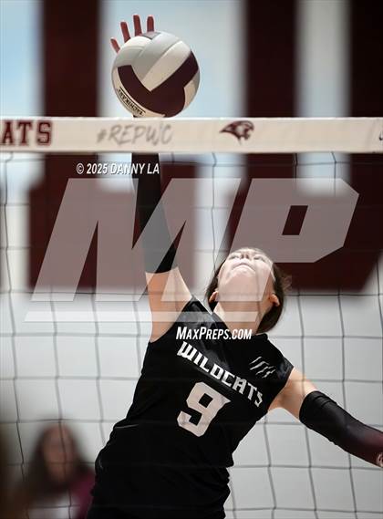 Thumbnail 2 in James Wood @ Warren County photogallery.