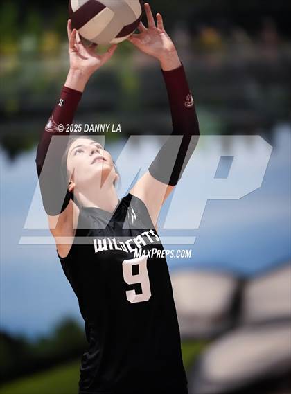 Thumbnail 2 in James Wood @ Warren County photogallery.