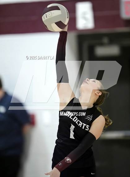 Thumbnail 3 in James Wood @ Warren County photogallery.