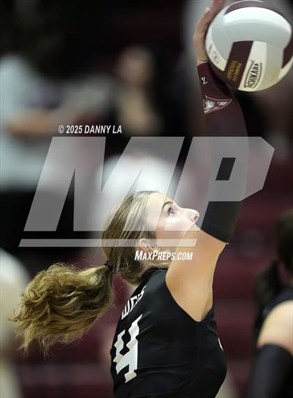 Thumbnail 1 in James Wood @ Warren County photogallery.