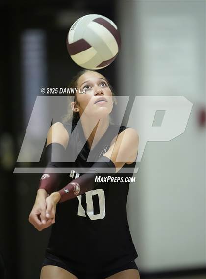 Thumbnail 2 in James Wood @ Warren County photogallery.